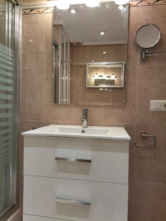 Apartamento 1ª Linea Playa Garaje Piscinas Terraza Torremolinos Buitenkant foto